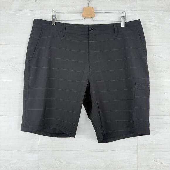 O'Neill Crossover Shorts Men 40 Black Hybrid Quick Dry Hike Pockets Surf Outdoor - Picture 1 of 14